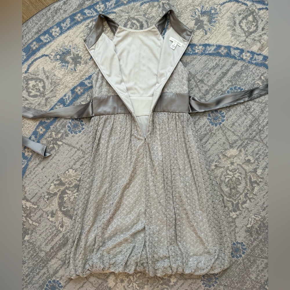 London Times Elegant Silver High-Neck Dress - Picture 3 of 8